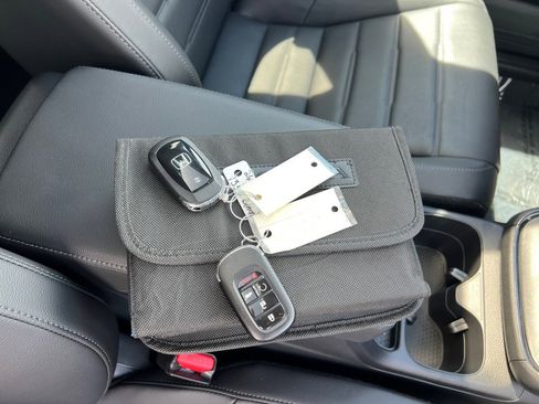 Used 2026 Honda CR-V EX-L image 33