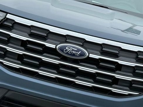 New 2026 Ford Explorer Active w/ Active Comfort Package image 4