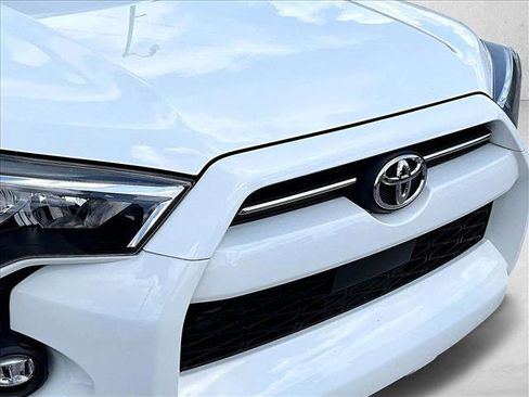Used 2021 Toyota 4Runner SR5 RWD image 29