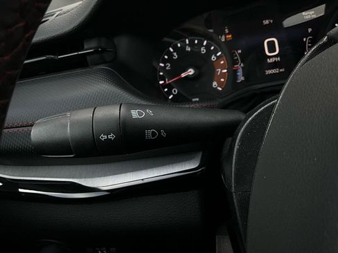 Used 2025 Jeep Compass Trailhawk w/ Trailer Tow Group image 35