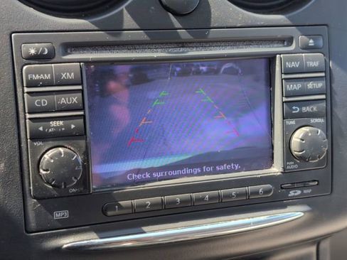 Used 2011 Nissan Rogue SV w/ Premium Pkg image 23