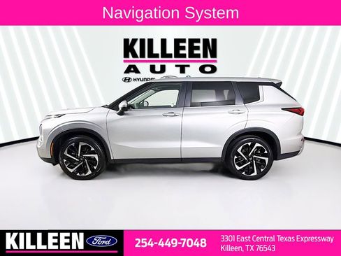 Used 2024 Mitsubishi Outlander SE image 4