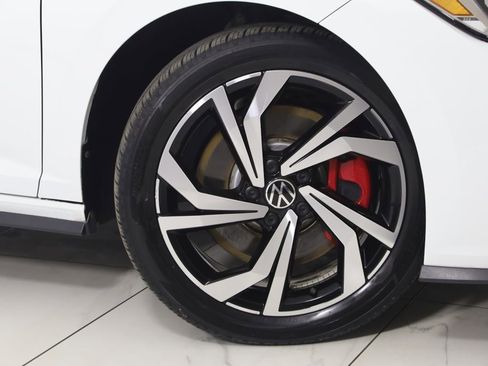 Used 2024 Volkswagen Jetta GLI Autobahn image 15