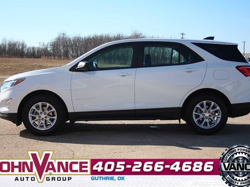Used 2020 Chevrolet Equinox LS image 5
