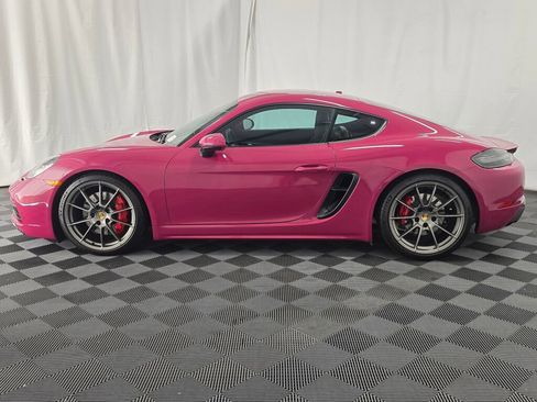 Certified 2025 Porsche 718 Cayman GTS RWD image 2