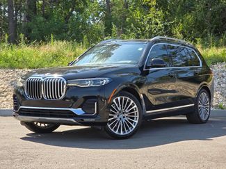 Used 2021 BMW X7 xDrive40i w/ Premium Package AWD/4WD video 1