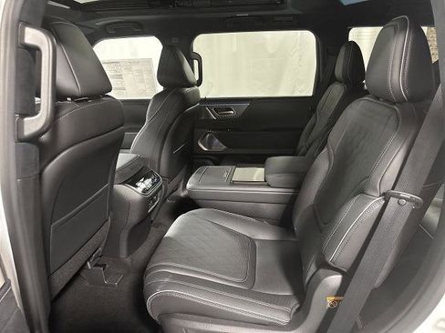 Certified 2026 INFINITI QX80 Autograph w/ Premium Cargo Package image 29