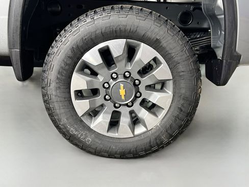 New 2026 Chevrolet Silverado 2500 Custom w/ Custom Value Package image 28