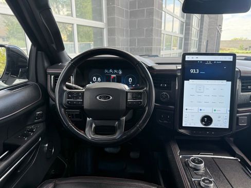 Used 2022 Ford Expedition Max Limited AWD/4WD image 40