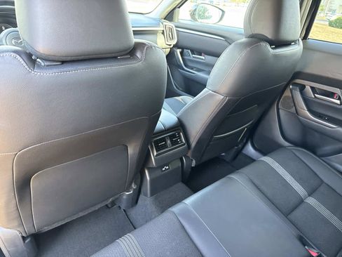 Used 2025 MAZDA CX-50 AWD 2.5 S w/ Preferred Package image 12