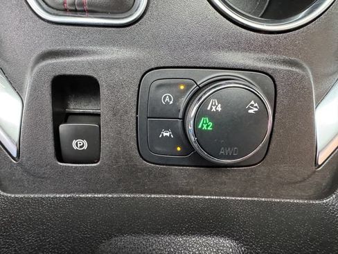 Used 2022 Chevrolet Traverse RS AWD/4WD image 30