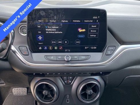 New 2025 Chevrolet Blazer LT w/ Midnight/Sport Edition image 10