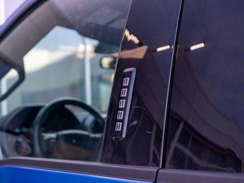 Used 2016 Ford F150 XLT w/ Equipment Group 302A Luxury image 16