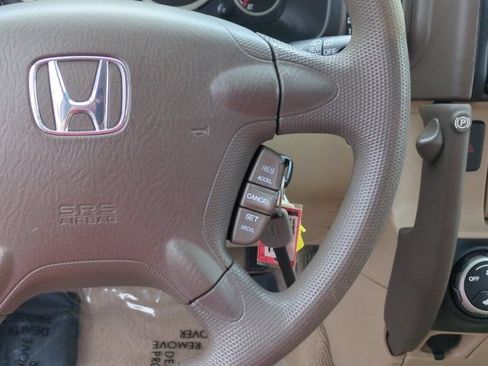 Used 2006 Honda CR-V LX image 18