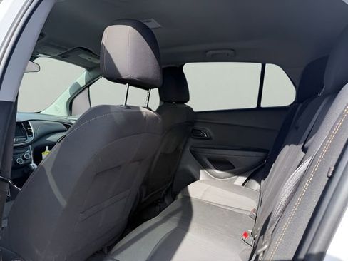 Used 2020 Chevrolet Trax LT image 10