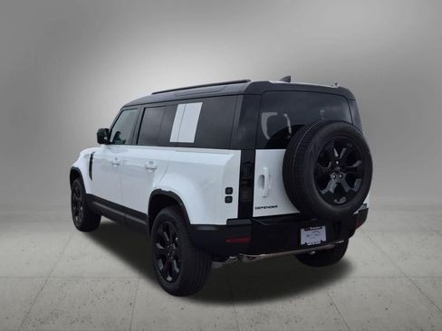 New 2026 Land Rover Defender 110 S AWD/4WD image 4