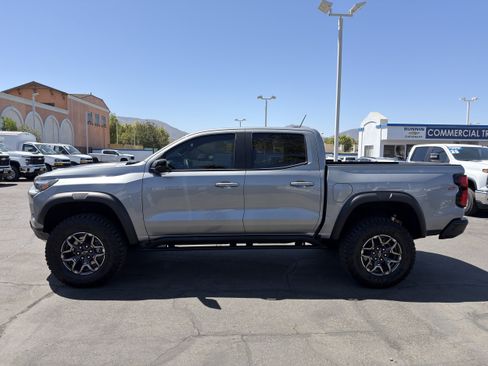 Used 2024 Chevrolet Colorado ZR2 w/ ZR2 Convenience Package III AWD/4WD image 5