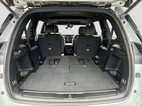 Used 2025 Jeep Grand Cherokee L Altitude image 11