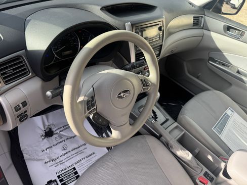Used 2012 Subaru Forester 2.5X Premium w/ Popular Pkg 3 image 12