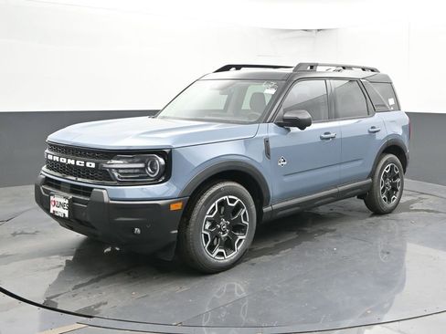 New 2025 Ford Bronco Sport Outer Banks w/ Outer Banks Tech Package+ AWD/4WD image 7