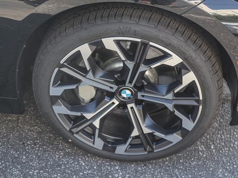 New 2026 BMW 330i Sedan w/ Convenience Package image 9