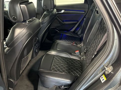 Used 2018 Audi SQ5 Prestige w/ Prestige Package AWD/4WD image 8