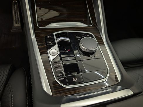 Certified 2026 BMW X6 xDrive40i image 20