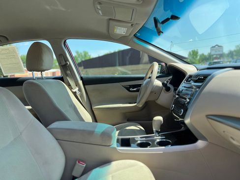 Used 2014 Nissan Altima 2.5 S FWD image 41