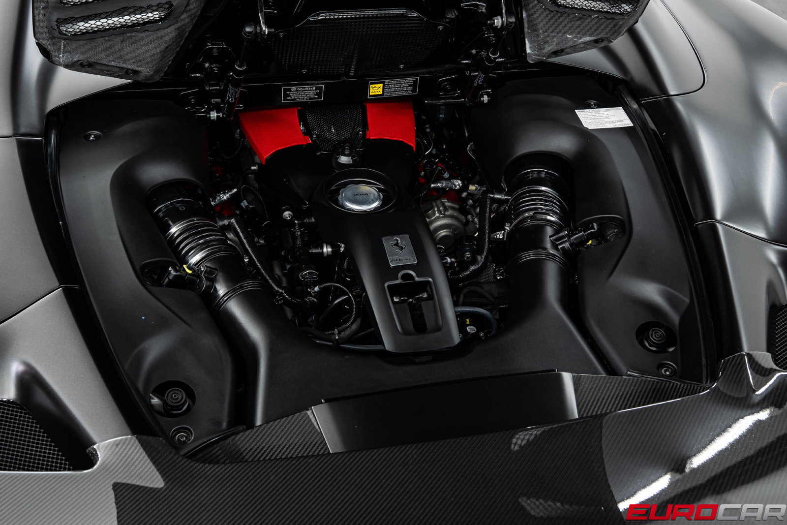 Used 2022 Ferrari F8 Tributo RWD image 28