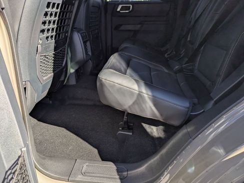 New 2025 Ford Bronco Badlands image 27