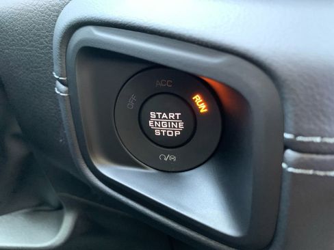 New 2025 Jeep Gladiator Rubicon w/ Safety Group image 18