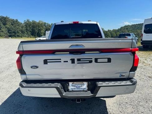 Used 2022 Ford F150 Lightning Lariat AWD/4WD image 7