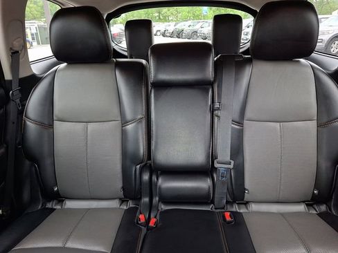 Used 2020 Nissan Pathfinder SL AWD/4WD image 27