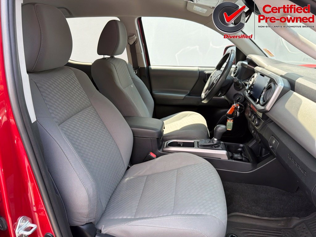 Used 2021 Toyota Tacoma SR5 RWD image 30