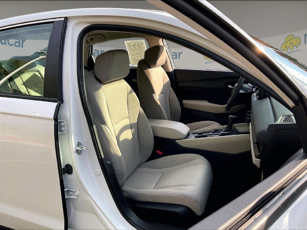 Used 2024 Honda Accord LX image 11