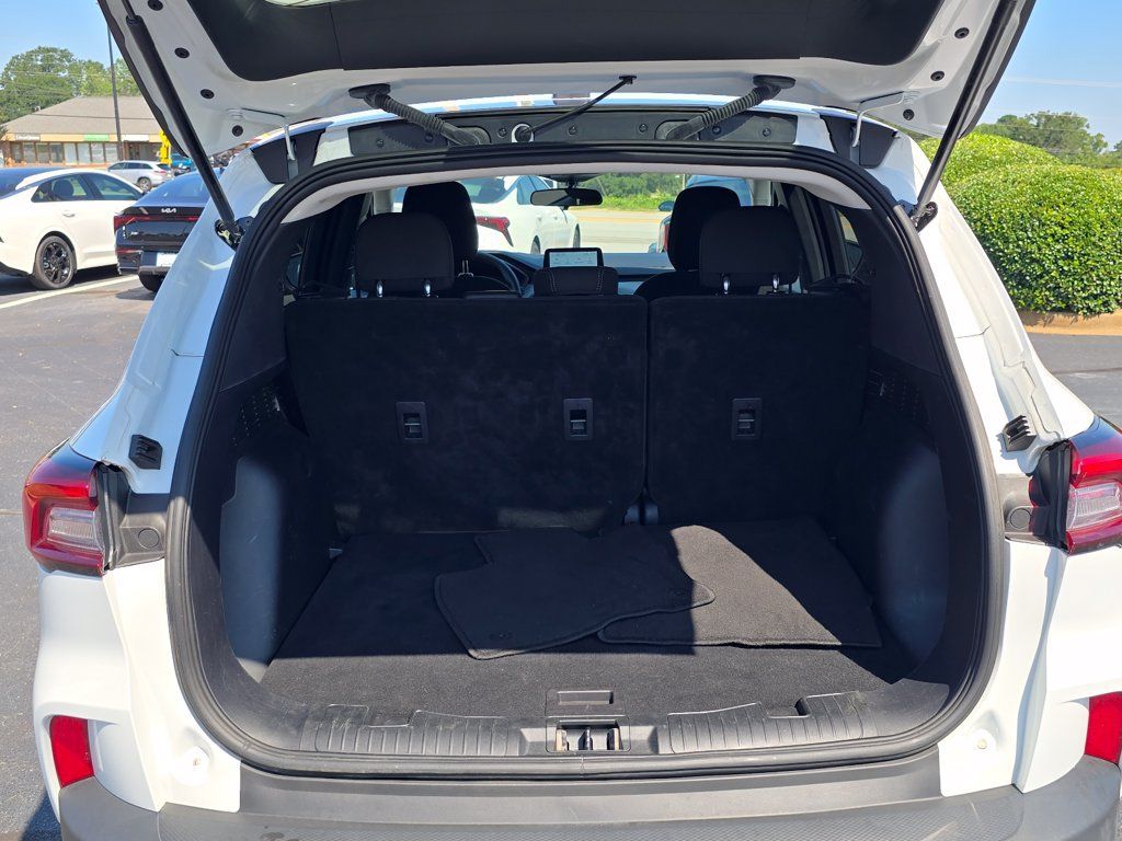 Used 2025 Ford Escape Active FWD image 13