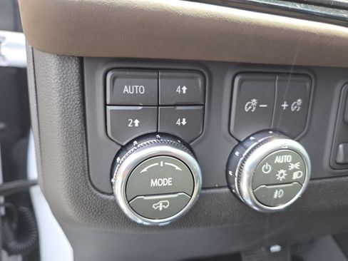 New 2026 GMC Yukon Denali Ultimate AWD/4WD image 6