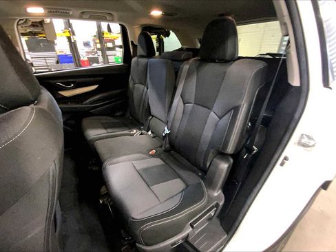 Certified 2022 Subaru Ascent Premium w/ Convenience Package AWD/4WD image 20