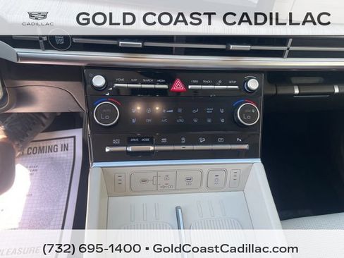 Used 2024 Hyundai Santa Fe Calligraphy AWD/4WD image 28