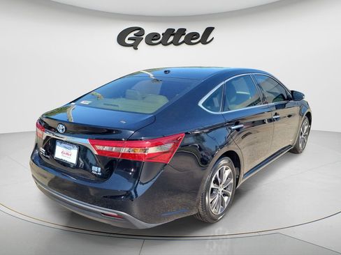 Used 2017 Toyota Avalon XLE Plus w/ Carpet Mat Package FWD image 5