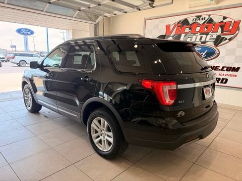 Used 2019 Ford Explorer XLT AWD/4WD image 8