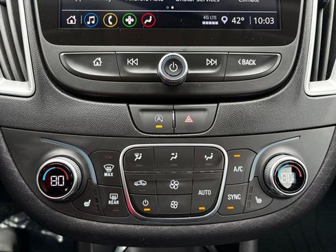 Used 2024 Chevrolet Malibu LT FWD image 22