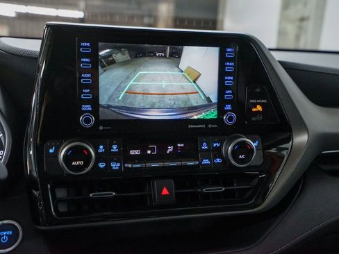 New 2026 Toyota Highlander XLE image 31