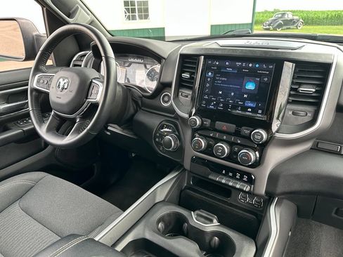 Used 2022 RAM 1500 Big Horn AWD/4WD image 31