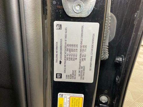 Used 2024 GMC Yukon SLT image 28