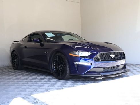 Used 2019 Ford Mustang GT Premium RWD image 6