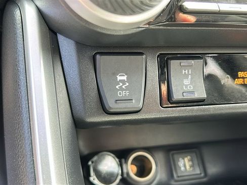 Used 2023 Toyota RAV4 XLE Premium AWD/4WD image 22