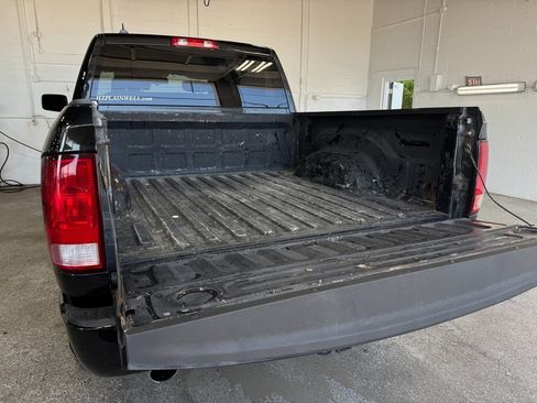 Used 2019 RAM 1500 Express w/ Wheel & Sound Group AWD/4WD image 23