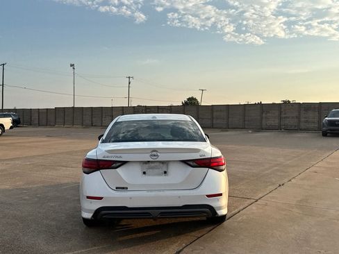 Used 2021 Nissan Sentra SR FWD image 21