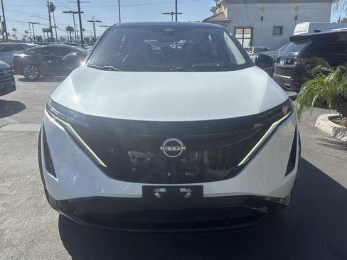 Used 2023 Nissan Ariya AWD image 13